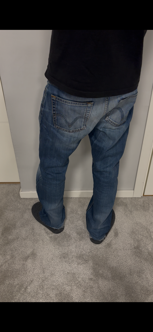 Levis 506 Standard